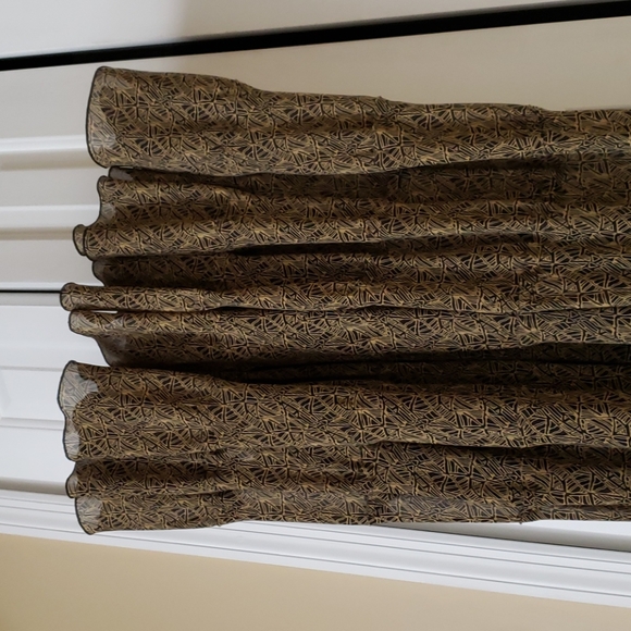 Dress - Picture 2 of 6